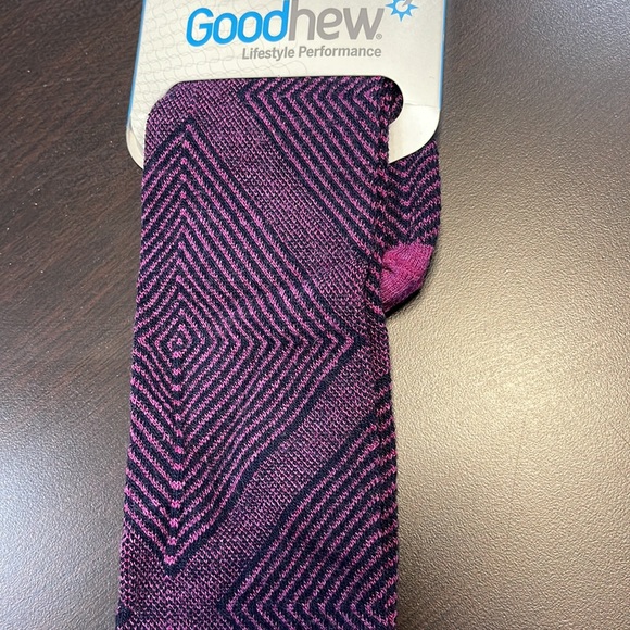 Goodhew Diamond Maze Knee High Merino Socks - size S/M and M/L in Violet. - Picture 4 of 7
